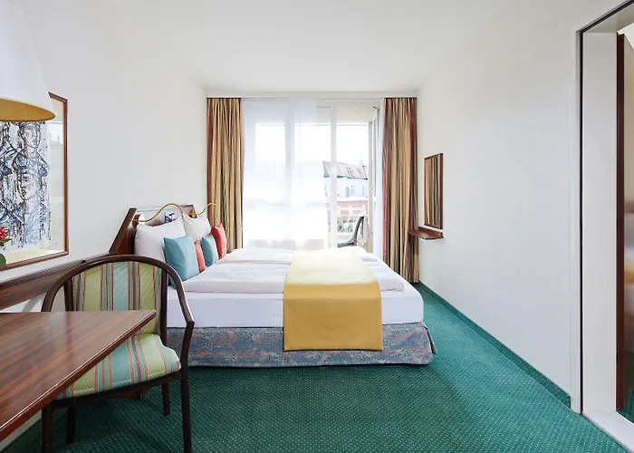 Living Kaiser Franz Joseph 4* Vienna