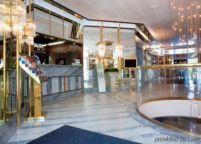 Living Kaiser Franz Joseph 4*