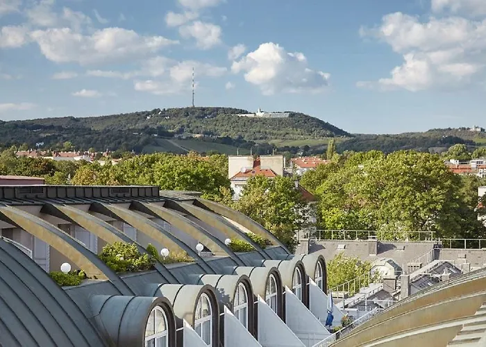 Living Kaiser Franz Joseph Aparthotel 4*